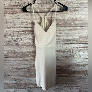 Elegant White Sleeveless Dress